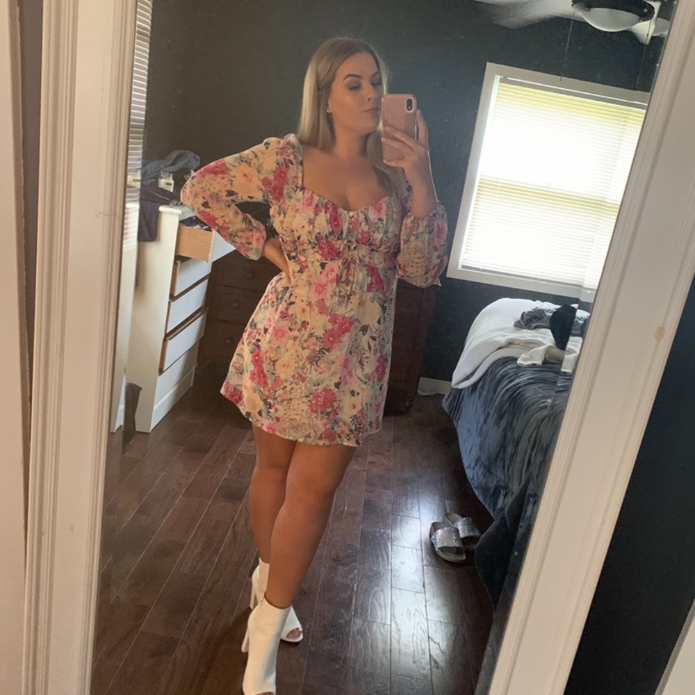 Floral babydoll mini dress